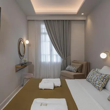 Hotel Plaza 1866 Superior 3*