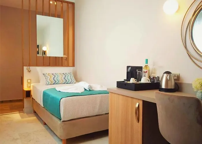 Plaza 1866 Superior Hotel 3*