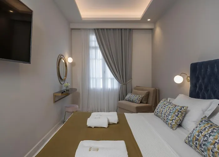 Hotel Plaza 1866 Superior 3*