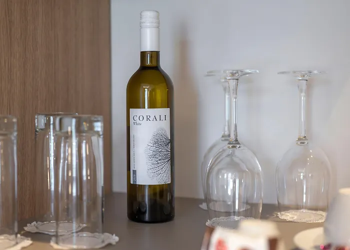 Plaza 1866 Superior Chania (Crete)